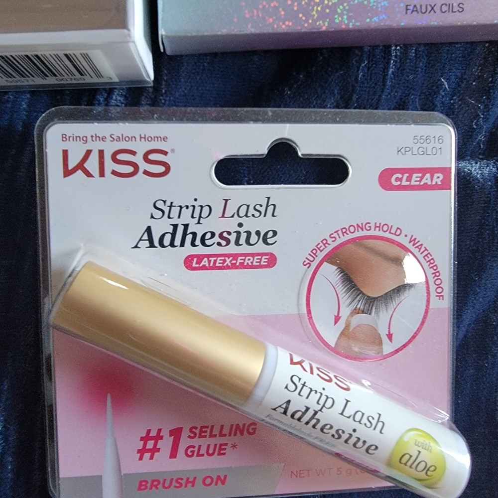 NIB Lash Bundle - Picture 2 of 6